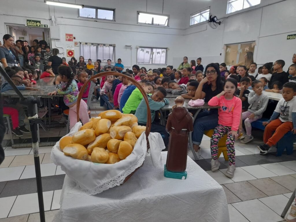 Homenagem no mês de junho ao Santo Antônio, o protetor!