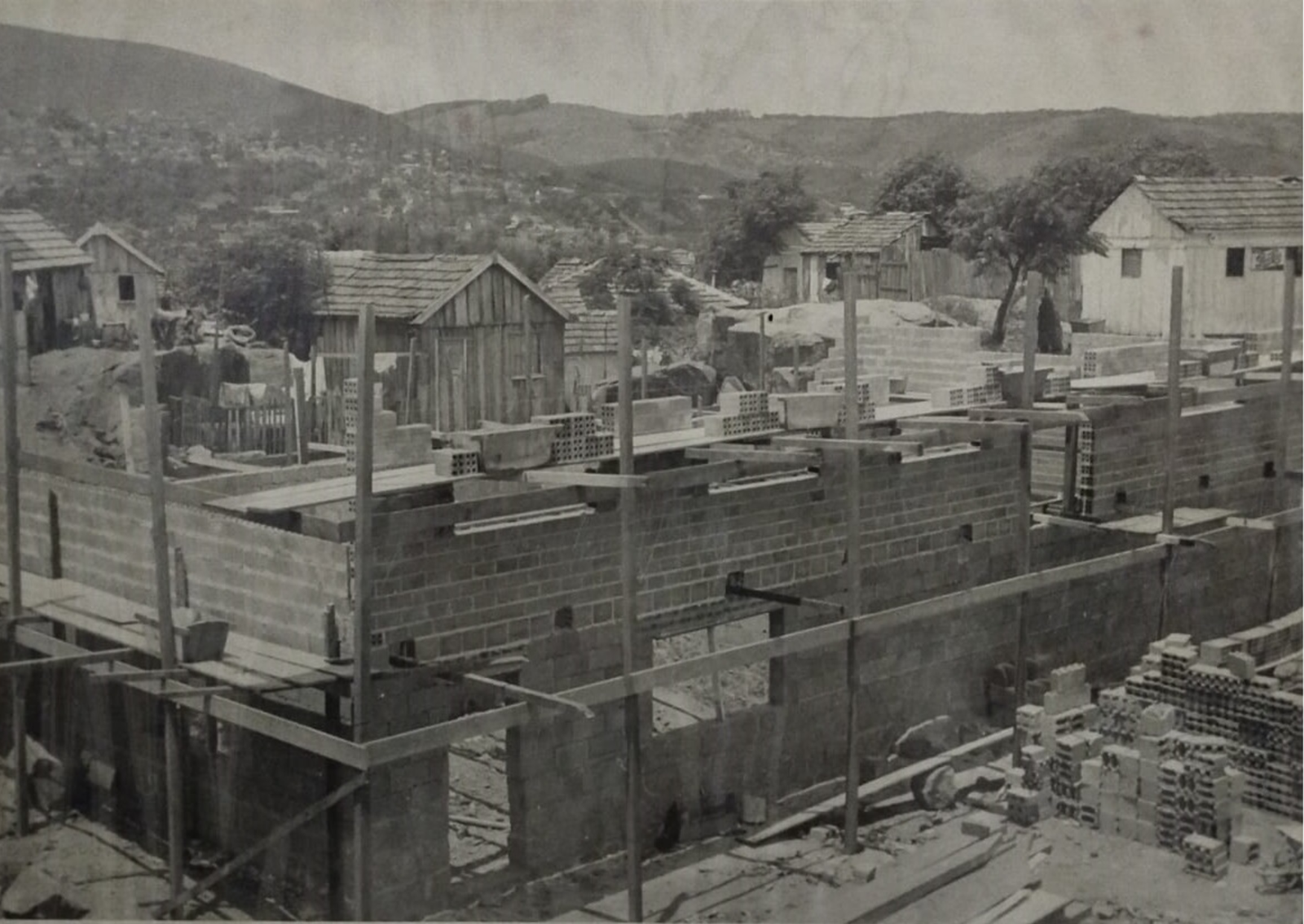 Construção da Escola (1965)